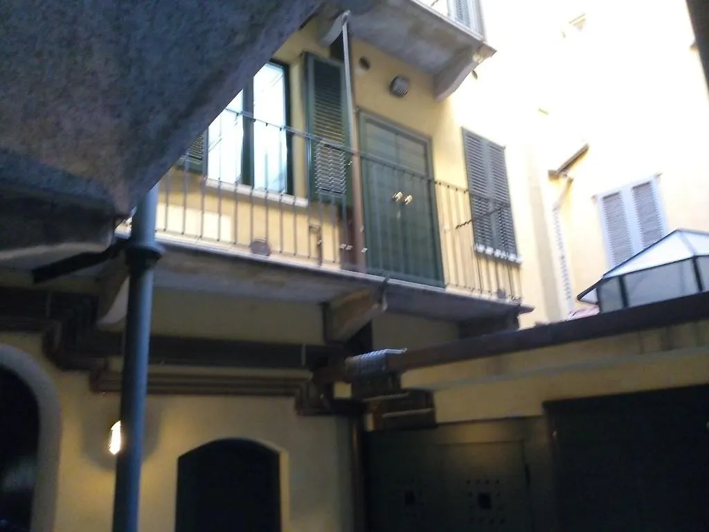 Nice Home - Milano アパート ミラノ